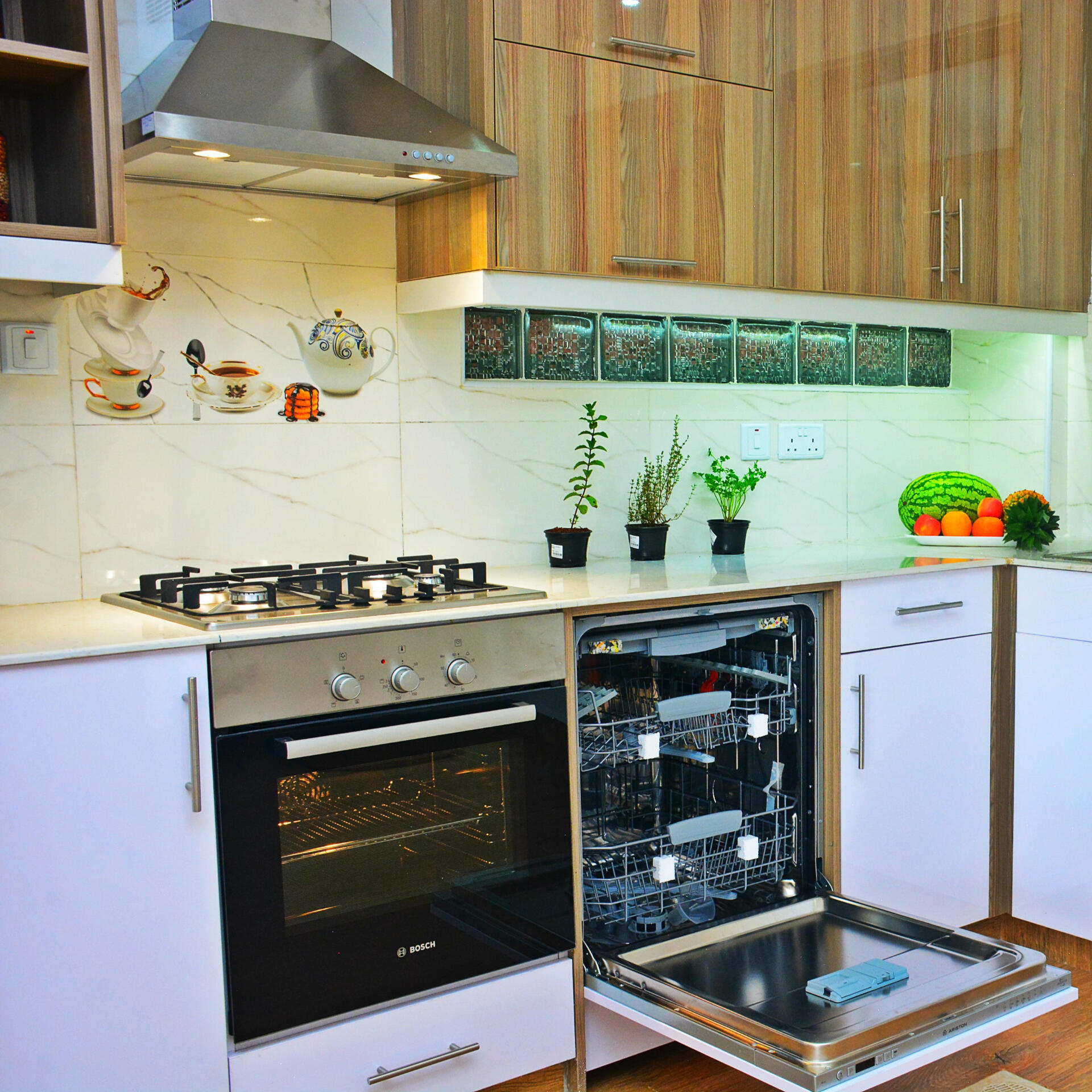 Custom Kitchen Cabinets